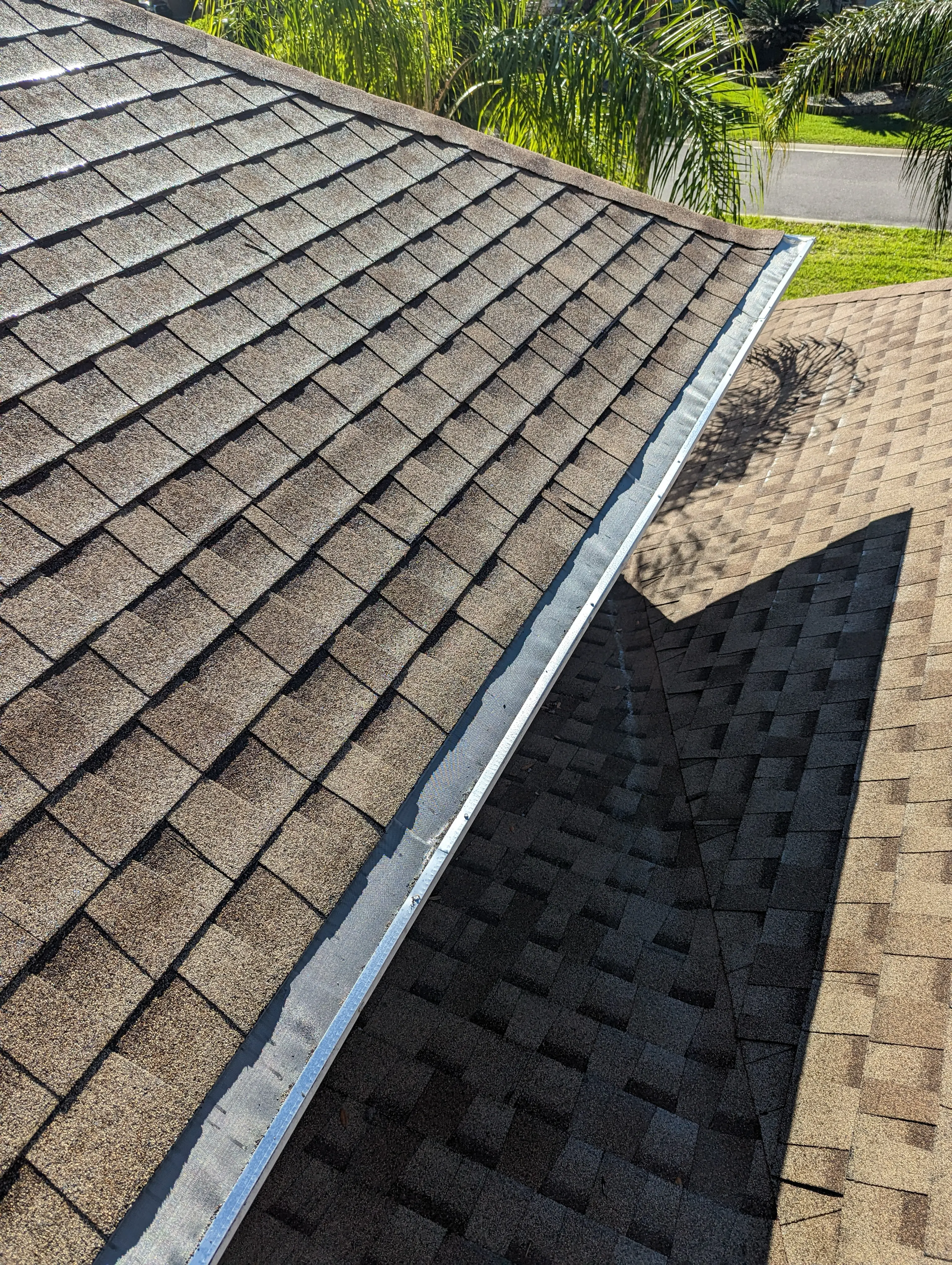 Gutter Guards Jacksonville FL: Complete Storm Protection Guide